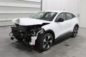 uszkodzony samochody osobowe Renault Mégane Megane 2023/2