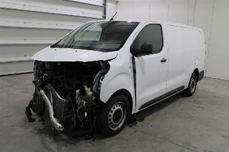 Damaged car Peugeot Expert  2024/6