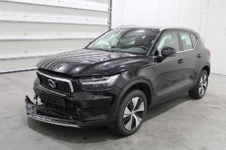 krockskadad bil auto Volvo XC40 XC 40 2022/1