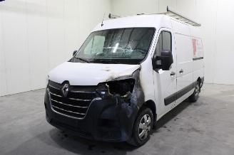 krockskadad bil auto Renault Master  2022/5