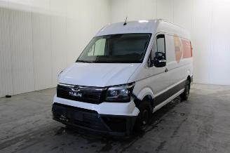 Vaurioauto  commercial vehicles MAN TGE  2022/7