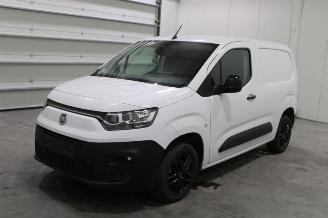Coche accidentado Fiat Doblo  2022/11