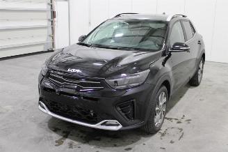 skadebil auto Kia Stonic  2025/1