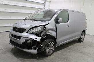 Vaurioauto  passenger cars Peugeot Expert  2020/12
