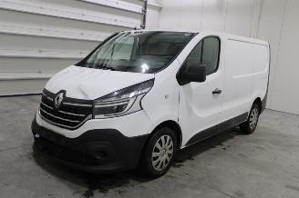 Coche accidentado Renault Trafic  2019/10