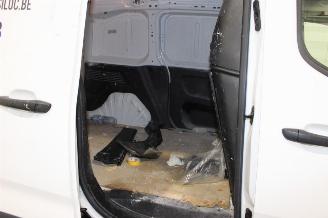 Peugeot Partner  picture 20