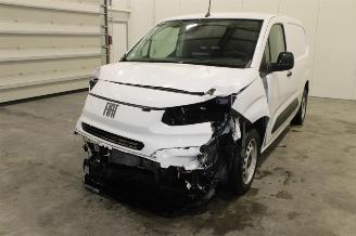 uszkodzony samochody osobowe Fiat Doblo  2025/1
