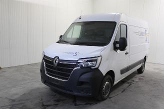 krockskadad bil auto Renault Master  2022/10