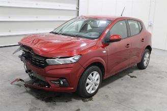 krockskadad bil auto Dacia Sandero  2022/10
