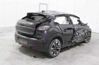 Peugeot 208  picture 4