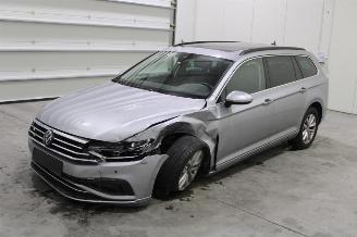Damaged car Volkswagen Passat  2024/2
