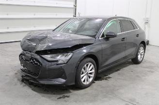 krockskadad bil auto Audi A3  2025/2