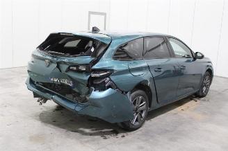 Peugeot 308  picture 3