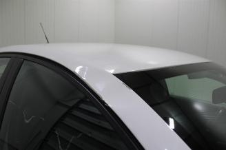 Peugeot 208  picture 6