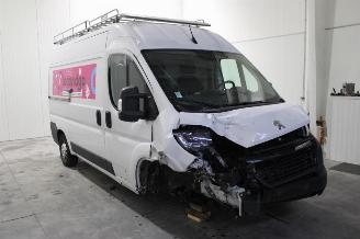 Peugeot Boxer  picture 2