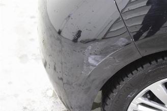 Peugeot 208  picture 8