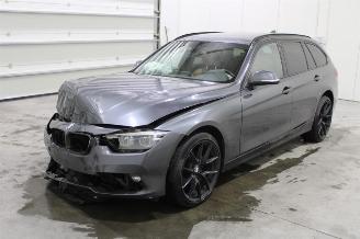 skadebil auto BMW 3-serie 318 2019/6