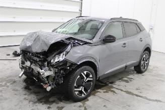 Coche accidentado Peugeot 2008  2024/10
