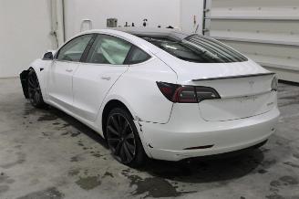 Tesla Model 3  picture 4