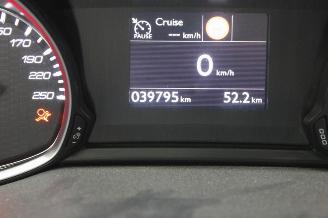 Peugeot 308  picture 14