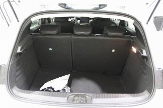 Renault Clio  picture 16