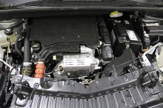 Opel Crossland X picture 14