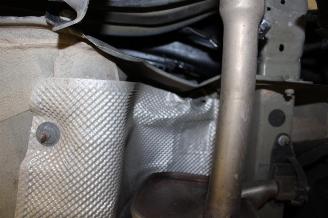 Peugeot 208  picture 18