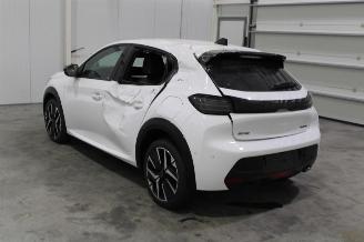 Peugeot 208  picture 4