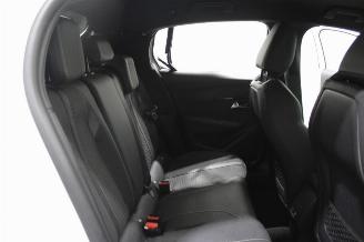 Peugeot 208  picture 11