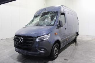 Auto incidentate Mercedes Sprinter  2024/8