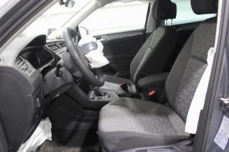 Volkswagen Tiguan  picture 11