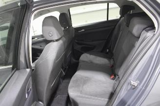 Volkswagen Golf  picture 12