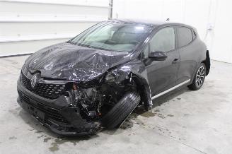 škoda osobní automobily Renault Clio  2025/8