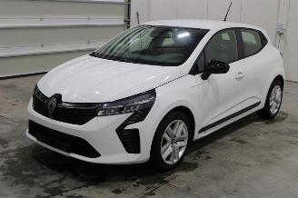 krockskadad bil auto Renault Clio  2024/9