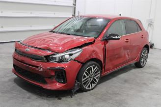 Coche accidentado Kia Rio  2020/8