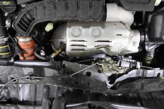 Opel Crossland X picture 19