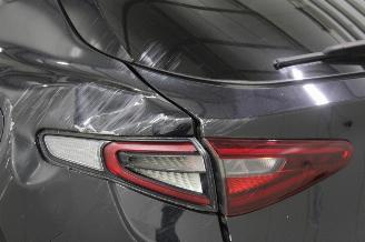 Alfa Romeo Stelvio  picture 12