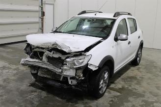 Unfallwagen Dacia Sandero  2019/7