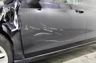 Volkswagen Golf  picture 23