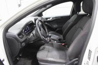 Ford Focus  picture 10