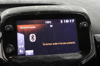 Peugeot 108  picture 15