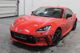 Vaurioauto  passenger cars Toyota GR86  2024/10