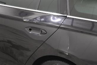 Skoda Octavia  picture 9