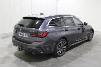 BMW 3-serie 330 picture 3