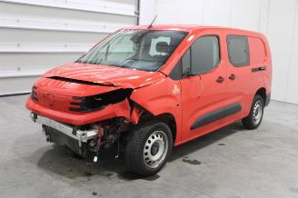 Voiture accidenté Peugeot Partner  2025/2