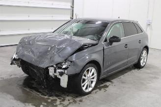 uszkodzony samochody osobowe Audi A3  2018/12
