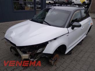 demontáž osobní automobily Audi A1 A1 Sportback (8XA/8XF), Hatchback 5-drs, 2011 / 2018 1.4 TFSI ACT 16V 2015