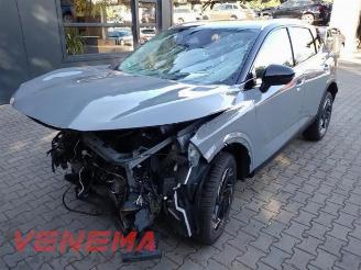 Vrakbiler auto Nissan Qashqai Qashqai (J12), SUV, 2021 1.3 DIG-T MHEV 16V 2025/6