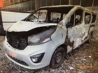 Auto da rottamare Opel Vivaro 1600CC diesel 92KW euro6 2018/1