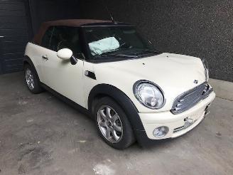 Coche siniestrado Mini Cabrio Open (R57) Cabrio 2007 / 2015 1.6 16V Cooper Cabrio  Benzine 1.598cc 85kW (116pk) FWD 2009/6